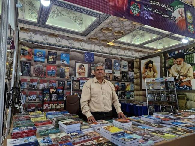 آتشبار با 325 عنوان در نمایشگاه کتاب