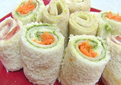 طرز تهیه سالاد سیب زمینی رولی