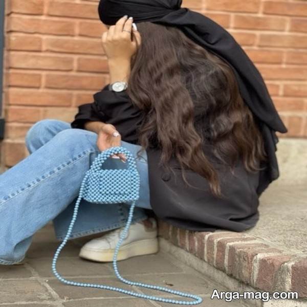 ایده تیپ با مینی بگ در رنگ زیبا
