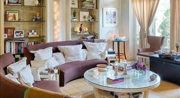 طراحی دکوراسیون پذیرایی در رنگ زیبا