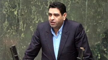 واکنش یک نماینده مجلس به اظهارات سخنگوی دولت درباره تعطیلی شنبه ها/ می‌ توانند دوشنبه یا سه‌شنبه را تعطیل کنند!