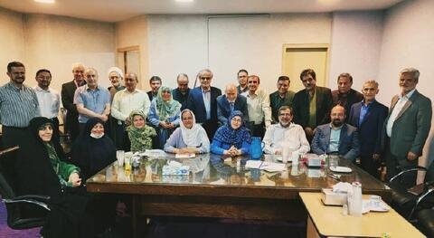 روایتسازی شکوریراد درباره پزشکیان/ از تحریم تا مشارکت: چرا چپهای تحریمی به انتخابات بازگشتند؟