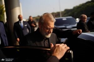 اعترافی که لاریجانی آنرا افشا کرد/ بی‌انصاف‌های ضد عدالت در مشهد هتل 5 ستاره ساخته‌اند!