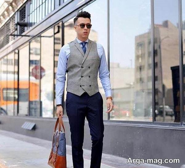 استایل با جلیقه مردانه در طرح خاص