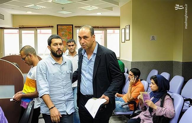 «حمید فرخنژاد» چگونه همایش سلطنتطلبان را تبدیل به یک نمایش کمدی کرد؟ +عکس و فیلم