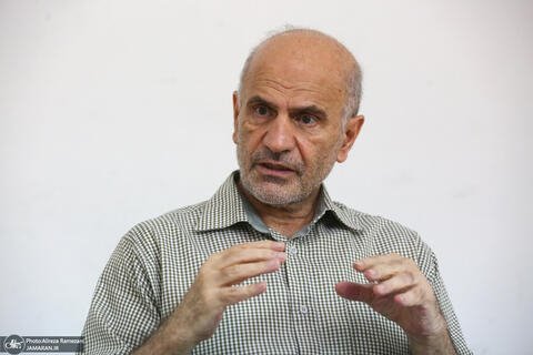اثبات حقانیت احمد توکلی و حداد عادل پس از 20 سال/ منطق تثبیت قیمت‌ها در زمانه "گرانی دلبخواهی"