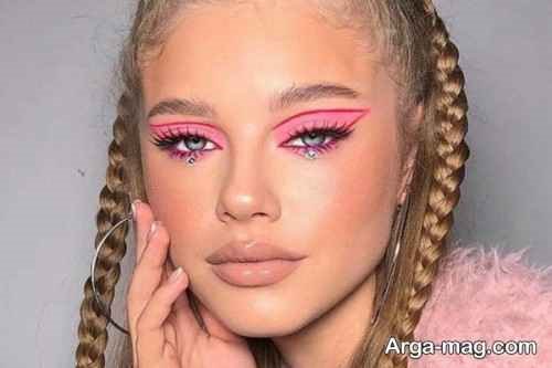 خط چشم گرافیکی برای میکاپ