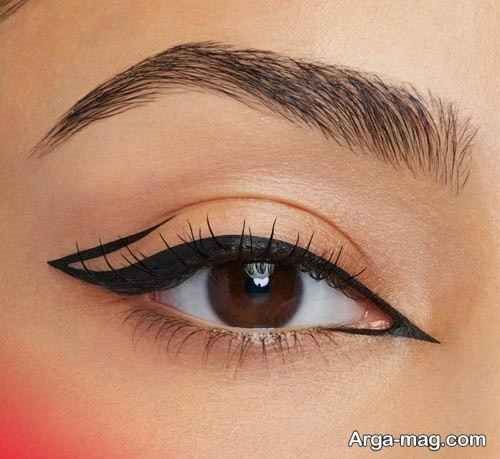 خط چشم گرافیکی با سیاه