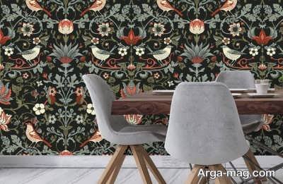 دکوپاژ کردن یکی از راه های استفاده از کاغذ دیواری های اضافه 