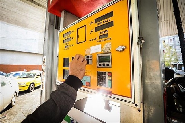 اجرای بنزین ۵۰۰۰ تومانی قطعی شد/ تصمیم عجیب دولت، دوگانهسوزها را سردرگم کرده است
