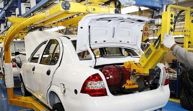 اجرای بنزین ۵۰۰۰ تومانی قطعی شد/ تصمیم عجیب دولت، دوگانهسوزها را سردرگم کرده است اجرای بنزین ۵۰۰۰ تومانی قطعی شد/ تصمیم عجیب دولت، دوگانهسوزها را سردرگم کرده است