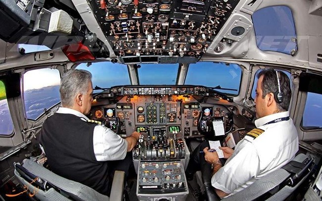 ام دی - لک لک افسانه ای آسمان ایران و شاید جهان