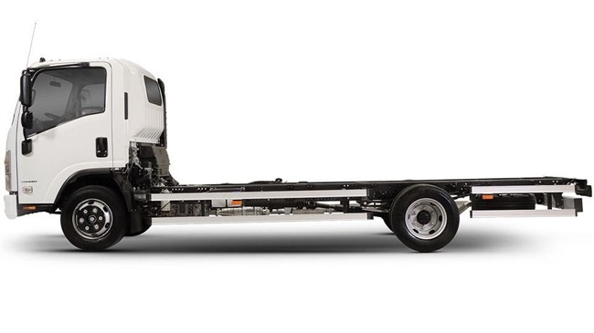 ایسوزو ۶ تن؛ وقتی کامیونت فقط بار نمیبرد ایسوزو ۶ تن؛ وقتی کامیونت فقط بار نمیبرد