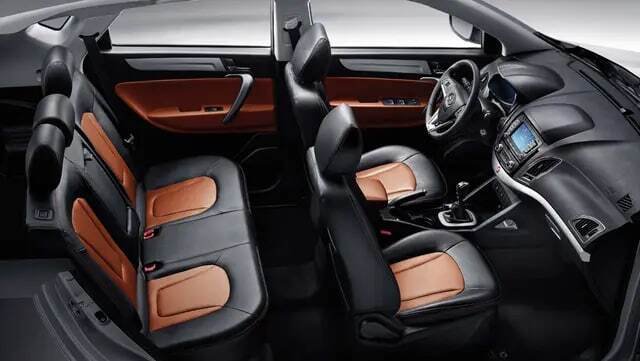 جک S5؛ شاسیبلندی که با توربو آمد، با توقعات بالا رفت و با واقعیت بازار ایران سنجیده شد جک S5؛ شاسیبلندی که با توربو آمد، با توقعات بالا رفت و با واقعیت بازار ایران سنجیده شد