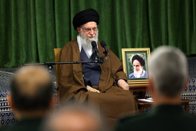 رهبر انقلاب اسلامی: برخی دستگاه‌های فرهنگی همت و تلاش لازم را ندارند/ به‌رغم مشکلات، نقاط مثبت در کشور زیاد است