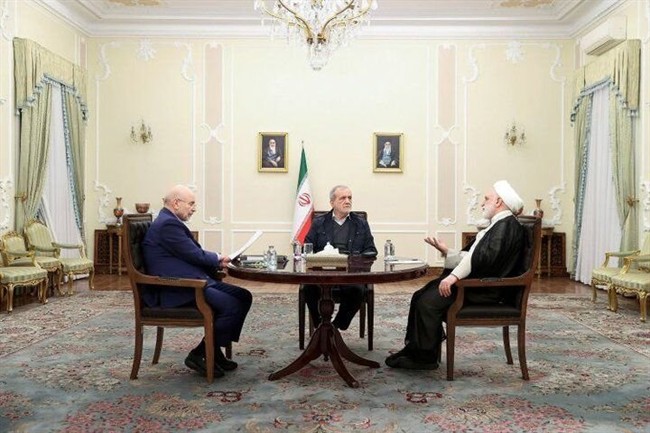 نشست فوری سران قوا به میزبانی پزشکیان