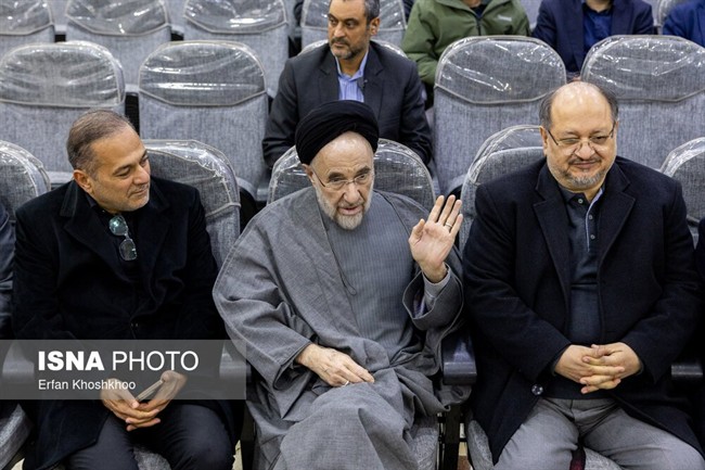 شریعتمداری