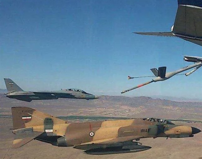 وقتی آسمان هم پمپ&zwnj;بنزین می&zwnj;شود؛ سوخت&zwnj;گیری هوایی جنگنده&zwnj;ها