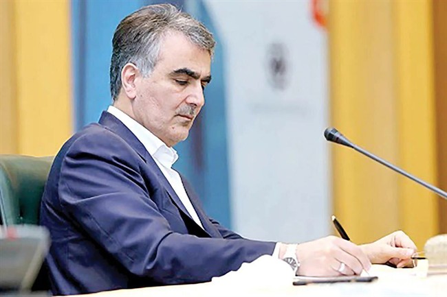 همه مقصرند به جز آقای فرزین!