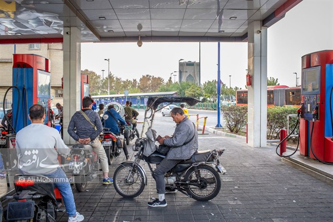 مصوبه بنزینی دولت اصلاحیه خورد/ قیمت سوخت‌گیری با کارت اضطراری جایگاه فصلی شد