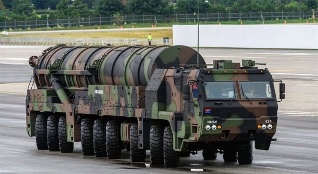 «هیولا»، لقب این موشک است / بالستیک سنگرشکن با سرجنگی 8 هزار کیلویی