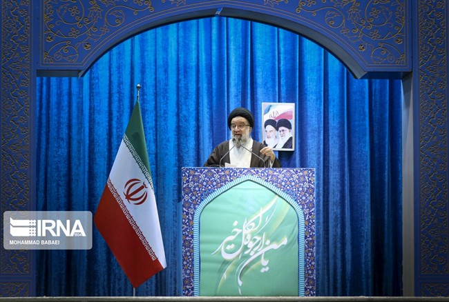 آیت‌الله خاتمی: اگر دشمنان بخواهند به این کشور آسیبی برسانند، روزگارشان تبدیل به شب سیاه خواهد شد