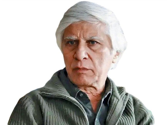 بهرام بیضایی به خاک سپرده شد/ سیاوش‌خوانی مژده شمسایی بر مزار همسرش