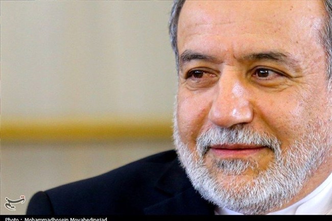 عراقچی: اعضای سفارت ایران همچنان در ونزوئلا حضور دارند 