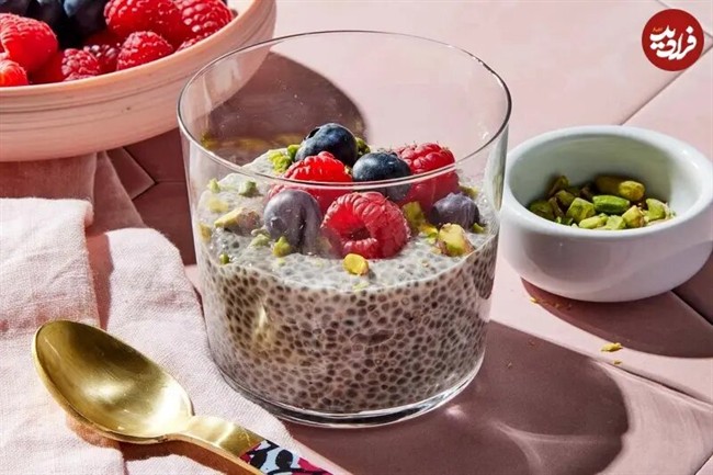 EWL-RM-chia-seed-pudding-hero-0361-f6d6922efc314bacabbc18b2b1238c75