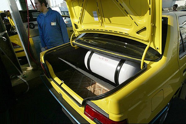 طرح رایگان دوگانه‌سوز کردن خودروها کلید خورد/ میزان مصرف خودروهای دوگانه‌سوز چقدر است؟