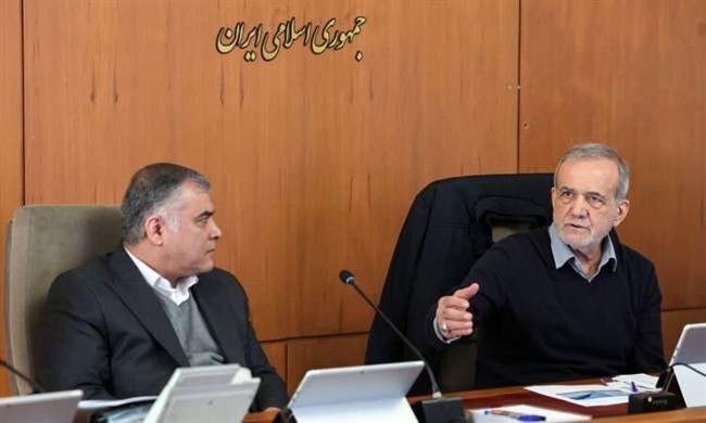 برنامه افزایش ضربتی 250 هزار بشکه‌ای تولید روزانه نفت در دستور کار قرار گرفت