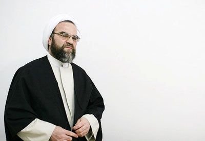 هشدار جدی استاد مطرح حوزه علمیه / ترمز تندروها را بکشید 