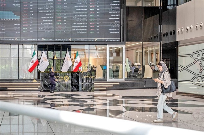 دو روز  نزول دو درصدی بورس