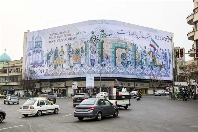 پیش‌بینی نگران‌کننده از آینده اقتصاد ایران / باید منتظر تورم 80 درصدی باشیم؟ 