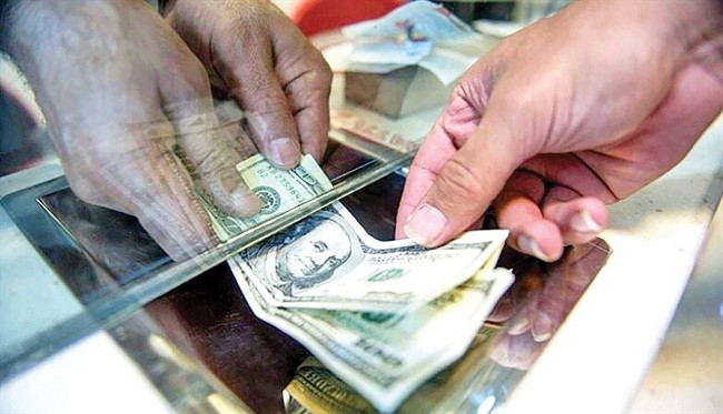 خطر شکست سیاست ارزی 