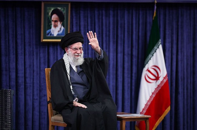 کمک رهبر انقلاب برای آزادی زندانیان نیازمند