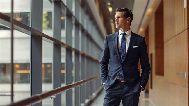 ترکیب رنگهای برنده و حرفهای برای استایل آقایان