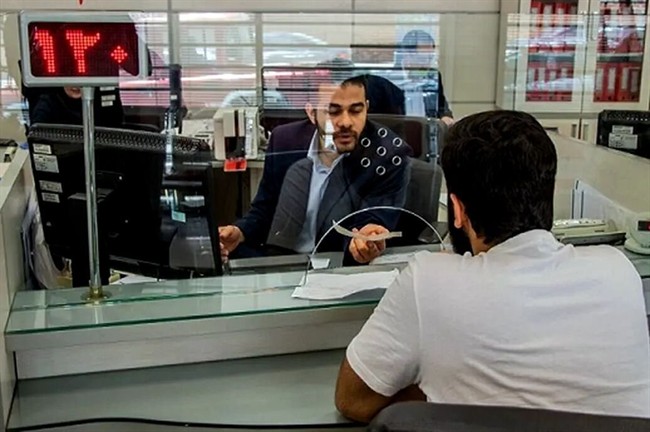 بانک&zwnj;هایی که در لیست تحقیق و تفحص هستند/ از زیان نجومی و انحلال تا صف&zwnj;های طولانی وام ازدواج